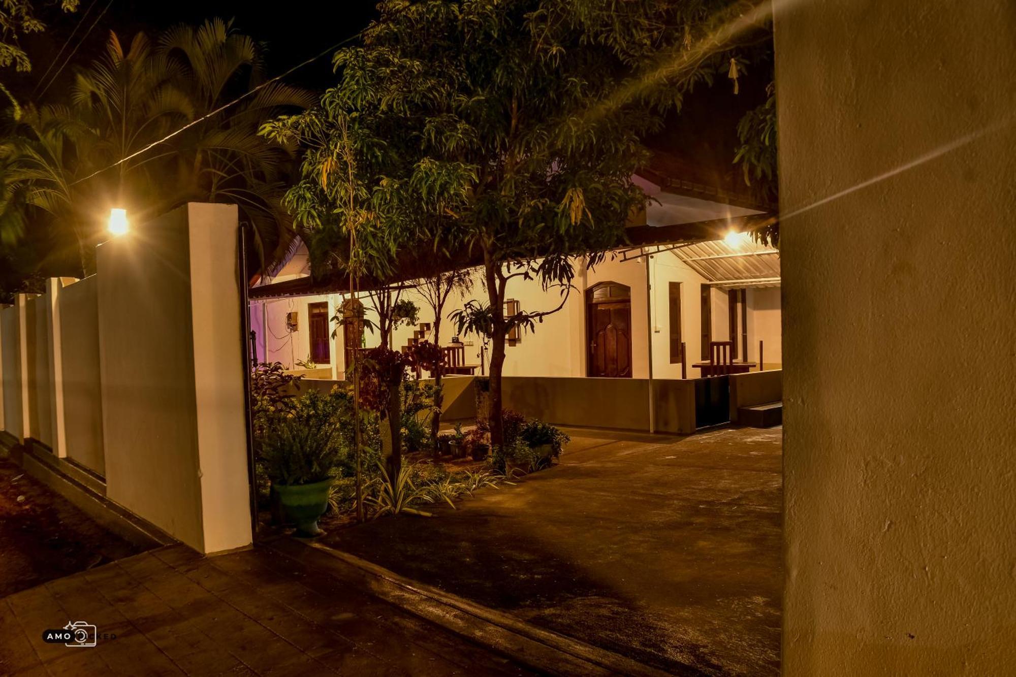 Coconut Villa 阿鲁甘湾 外观 照片