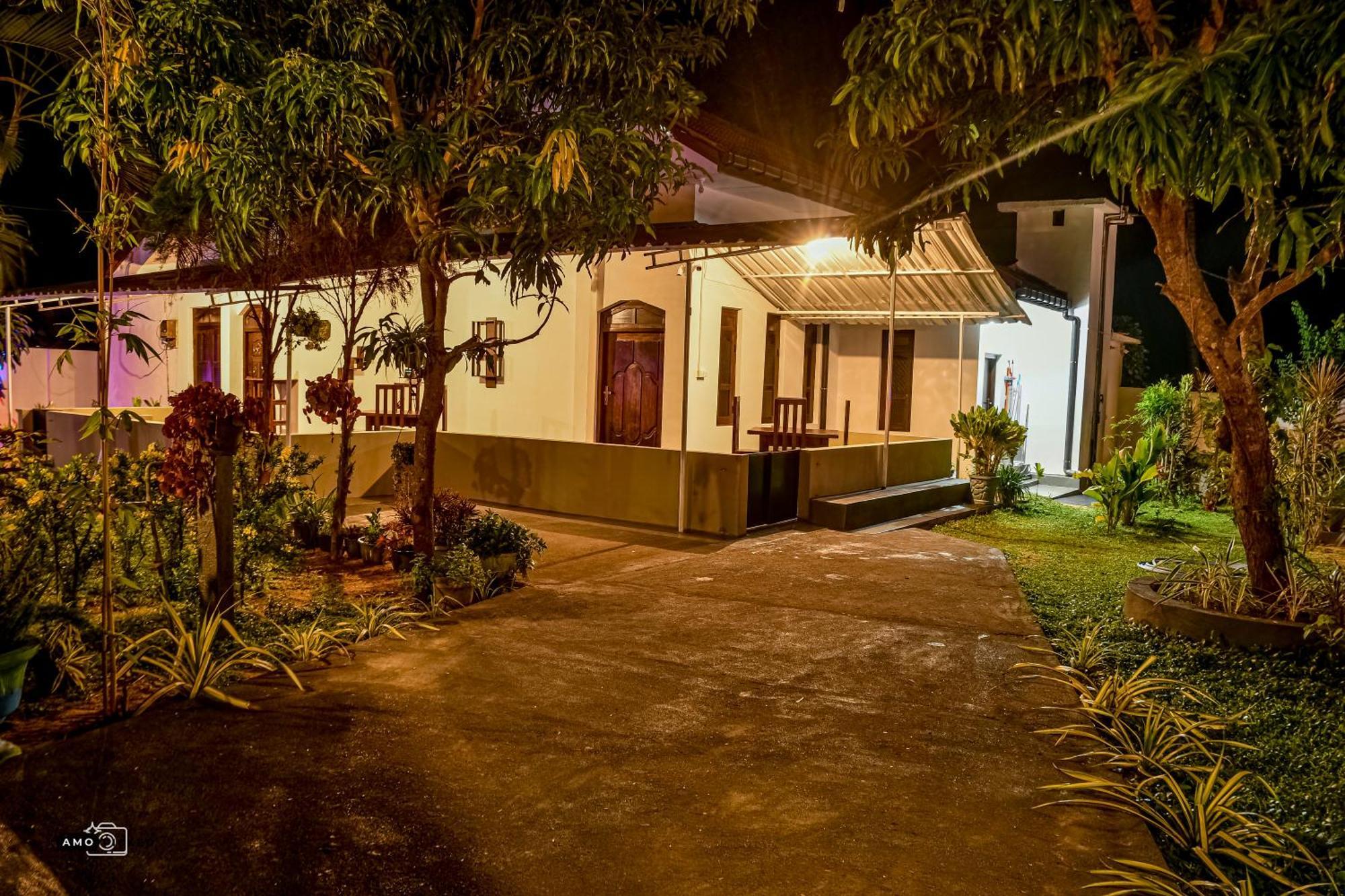 Coconut Villa 阿鲁甘湾 外观 照片